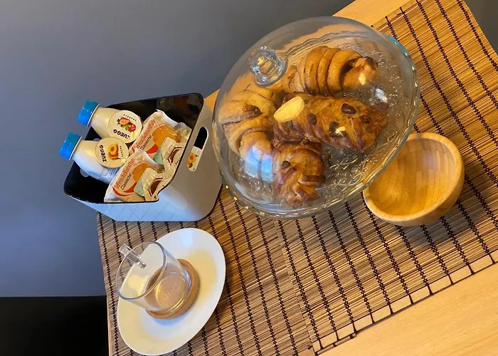 Home B&B فندق مبيت وإفطار 3*